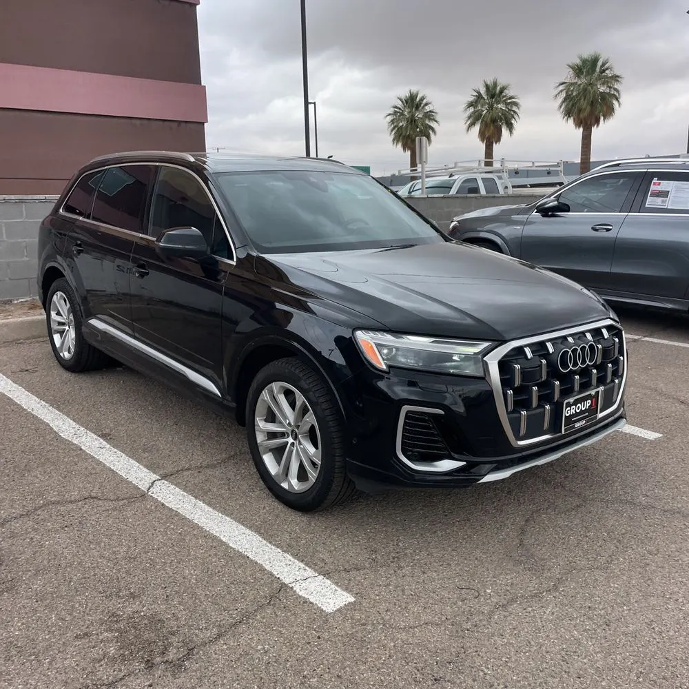 2025 Audi Q7 Premium Plus 55