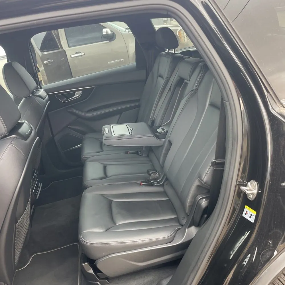 2025 Audi Q7 Premium Plus 55