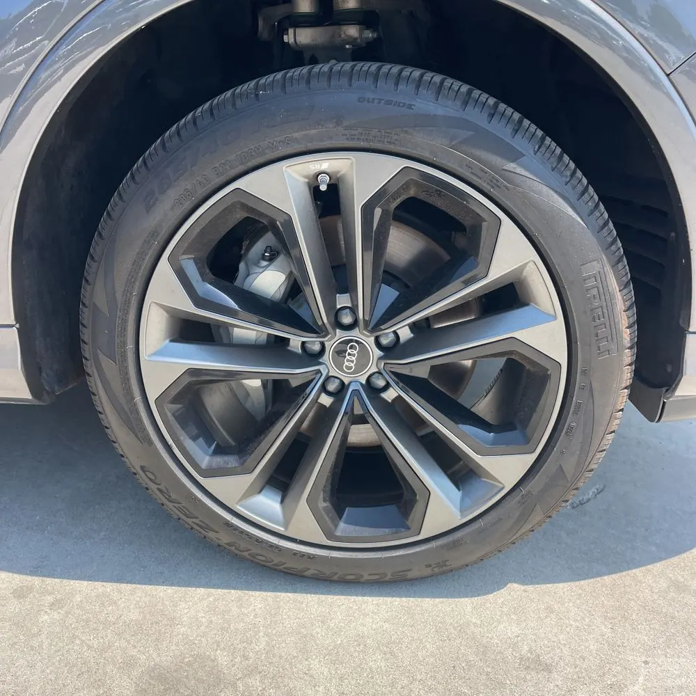 2025 Audi Q7 Premium Plus 55