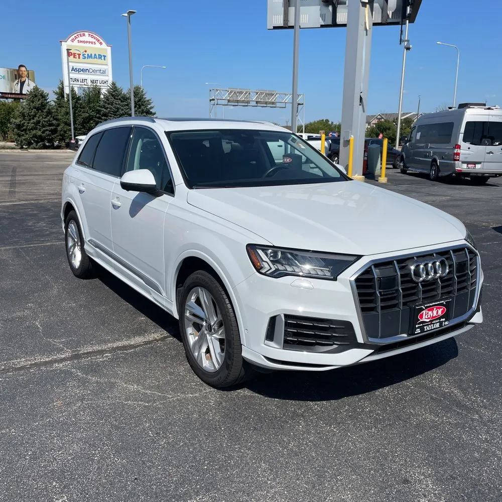 2024 Audi Q7 Premium Plus 55