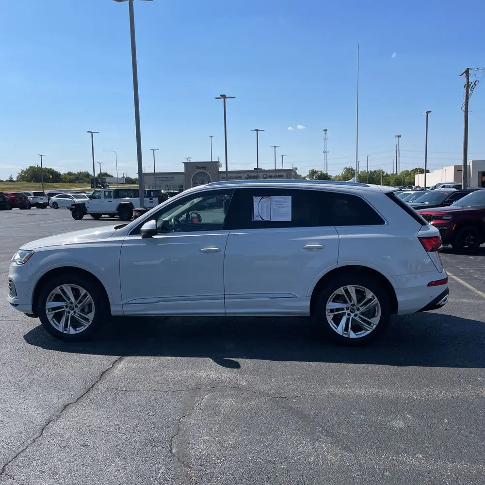 2024 Audi Q7 Premium Plus 55