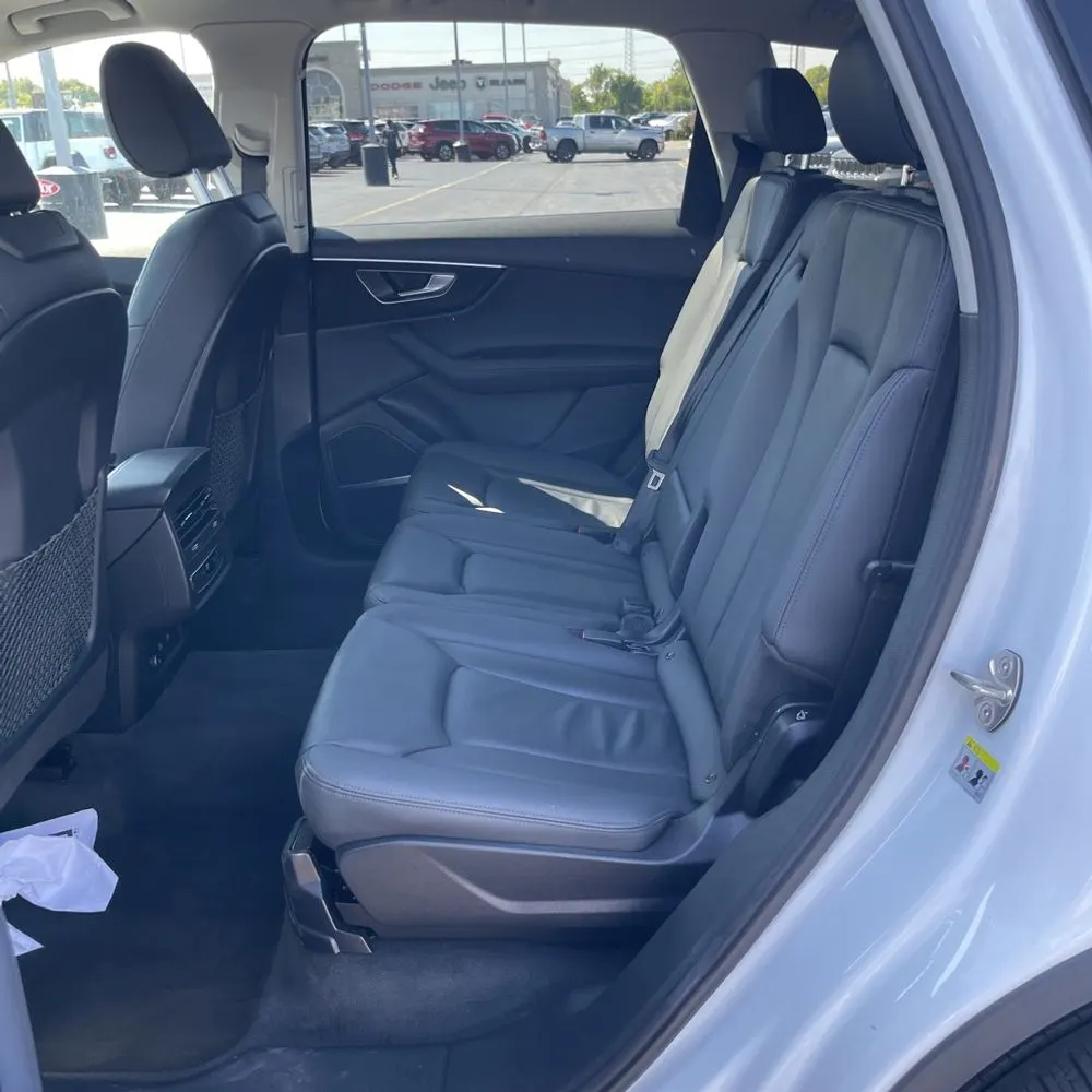 2024 Audi Q7 Premium Plus 55
