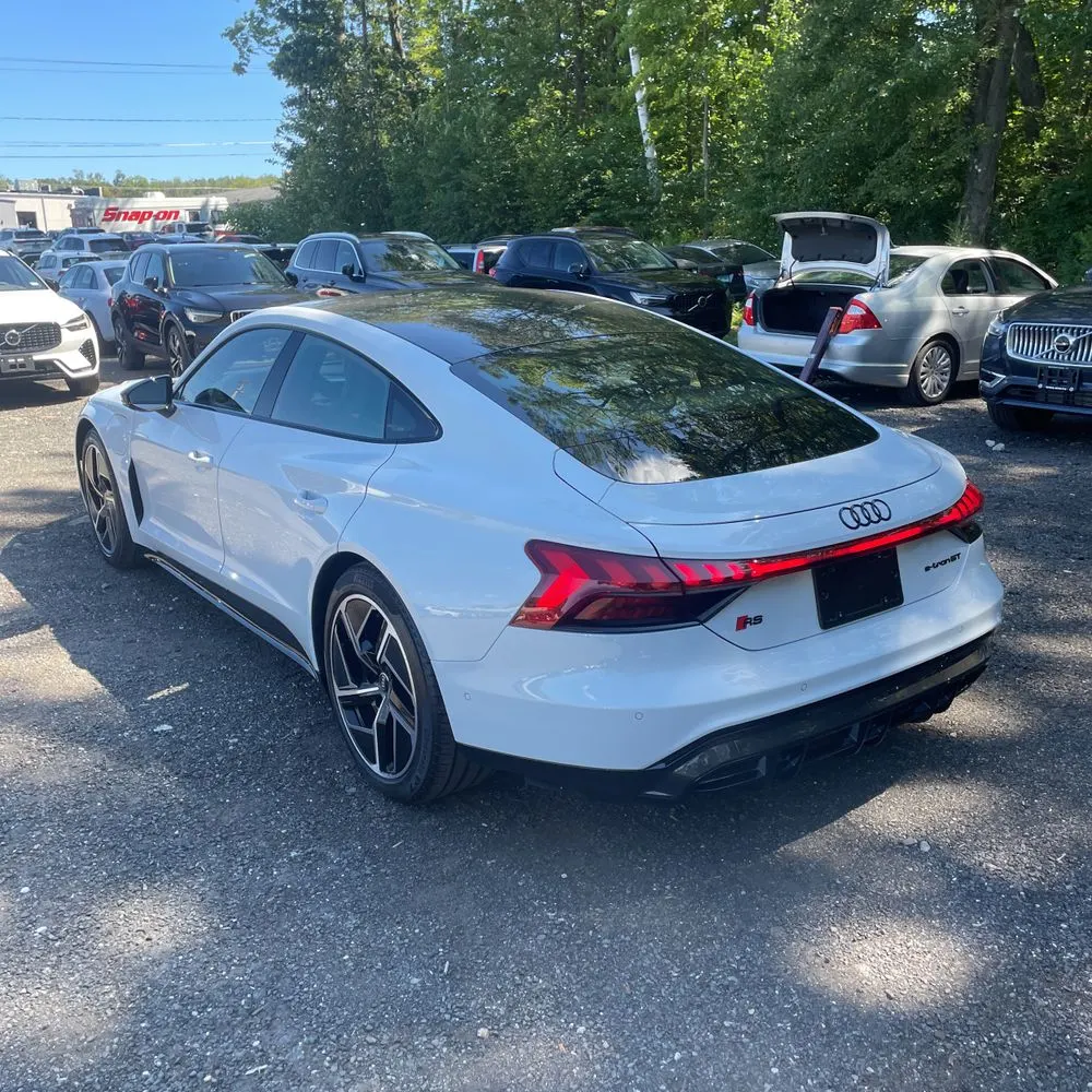 2023 Audi e-tron GT RS