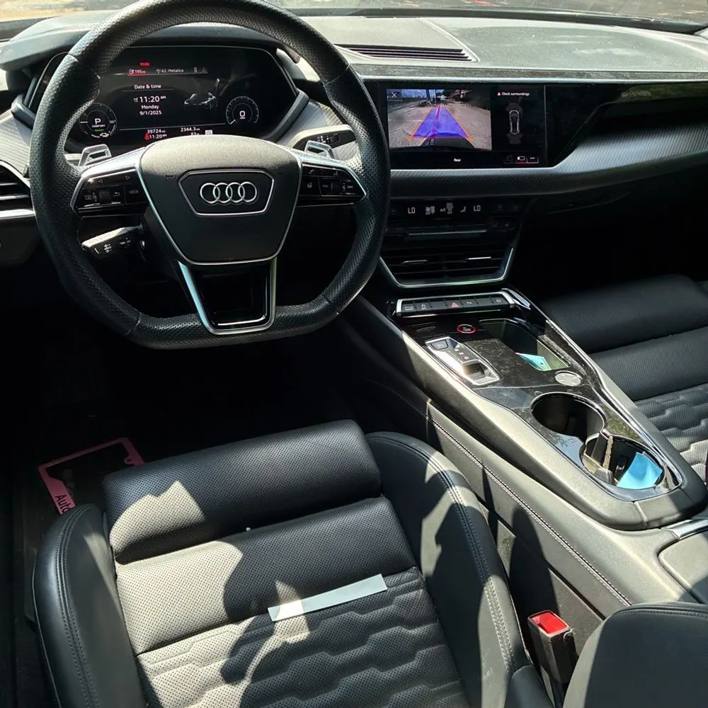 2023 Audi e-tron GT Premium Plus
