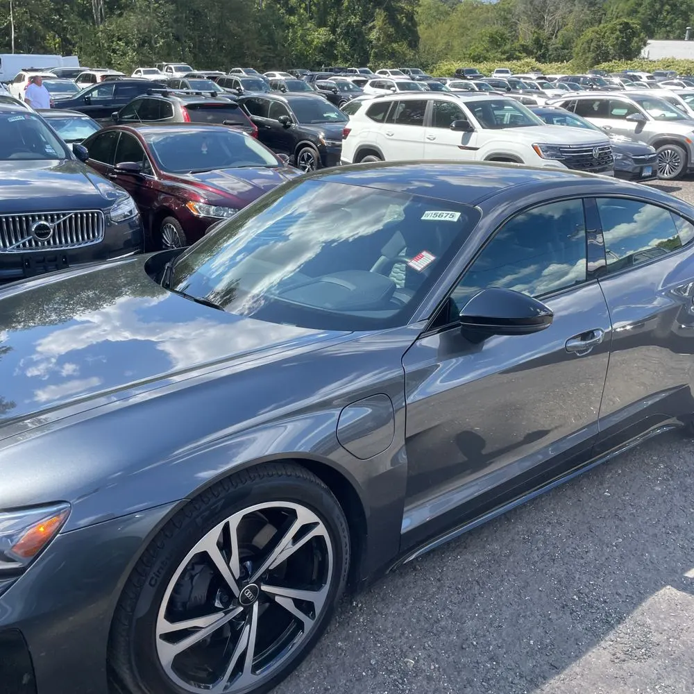 2023 Audi e-tron GT Premium Plus
