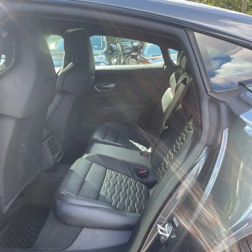 2023 Audi e-tron GT Premium Plus