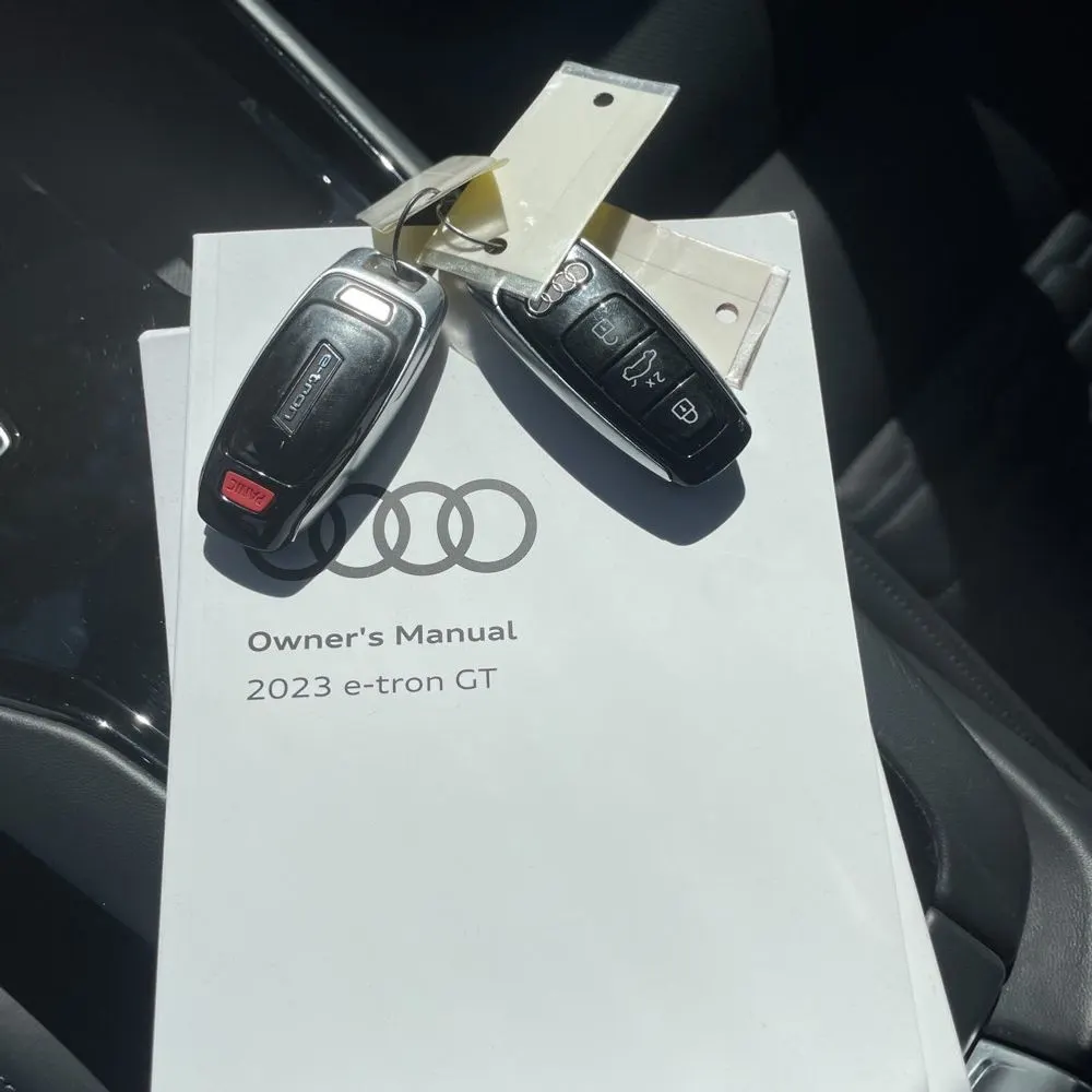 2023 Audi e-tron GT Premium Plus