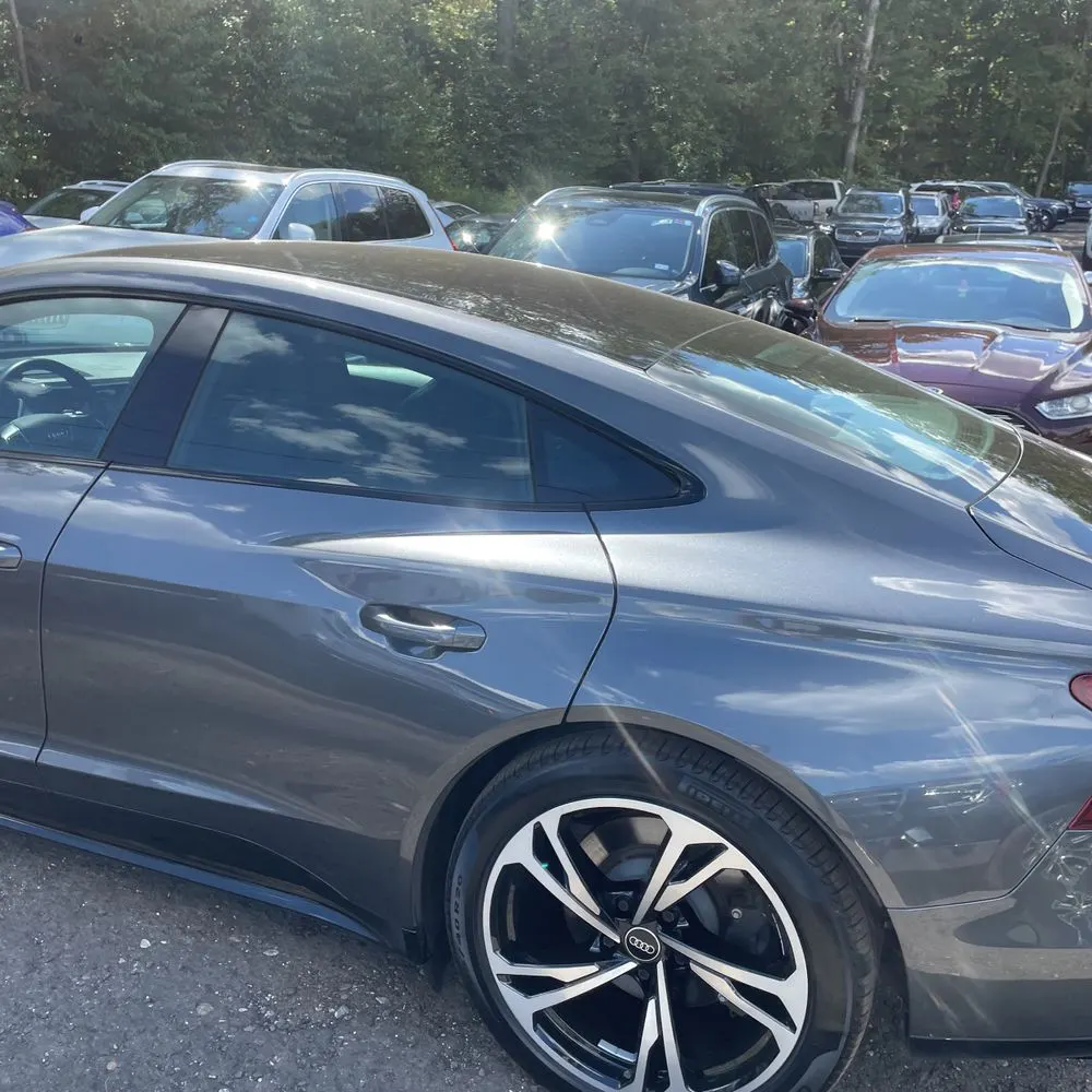 2023 Audi e-tron GT Premium Plus