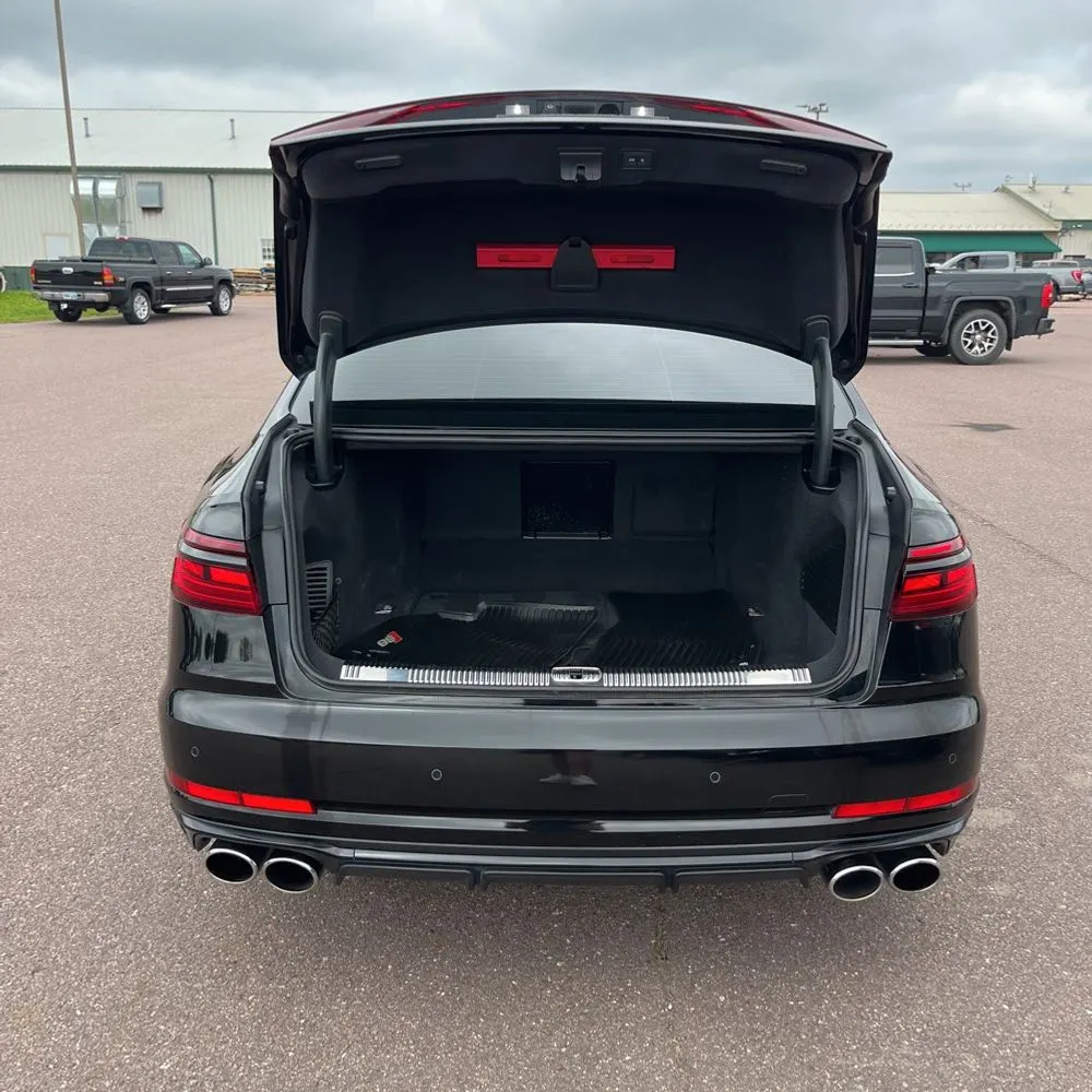 2022 Audi S8 4.0T quattro