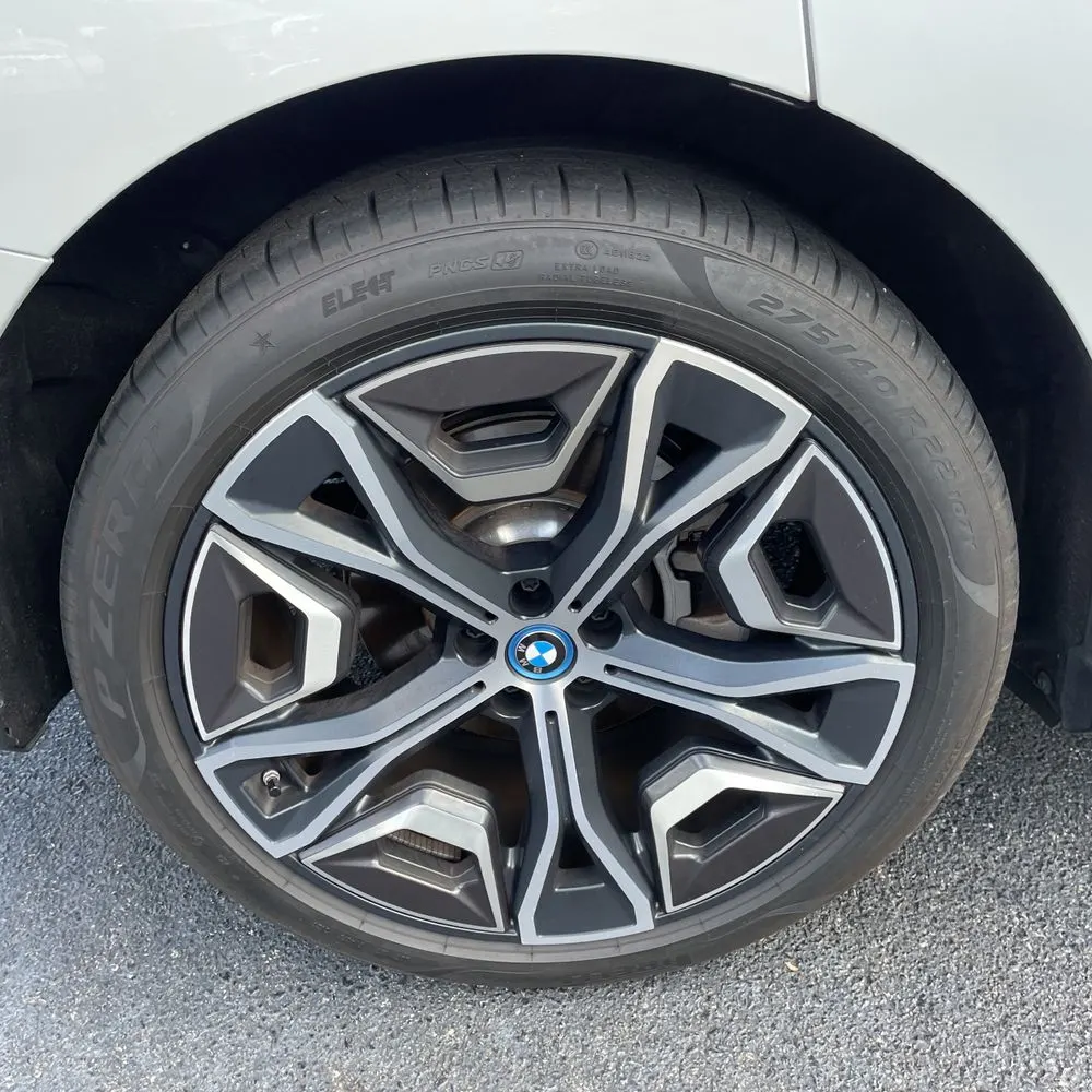2024 BMW iX xDrive50