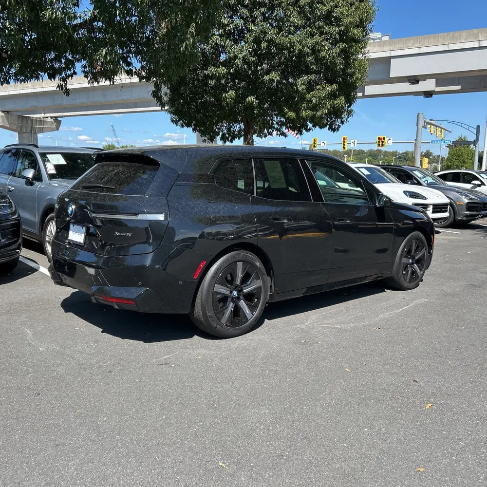 2025 BMW iX xDrive50