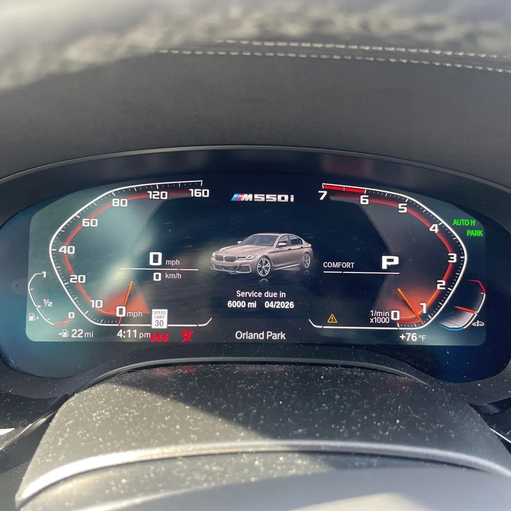 2022 BMW 5-Series M550xi