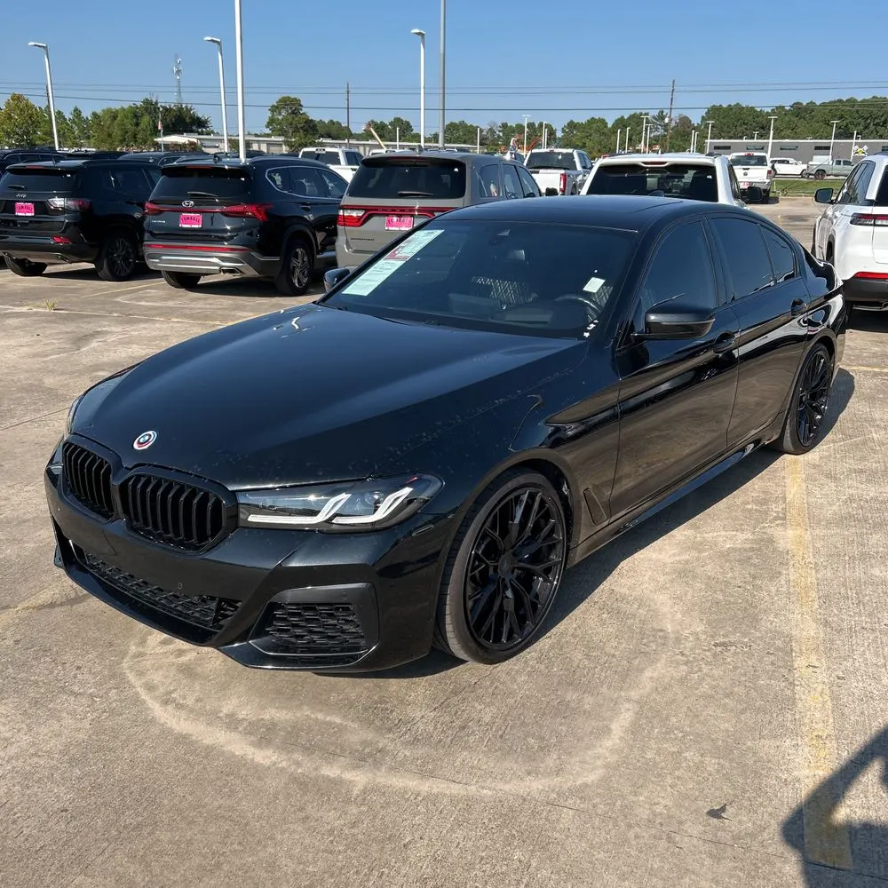 2023 BMW 5-Series M550xi
