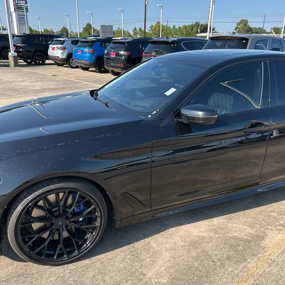2023 BMW 5-Series M550xi