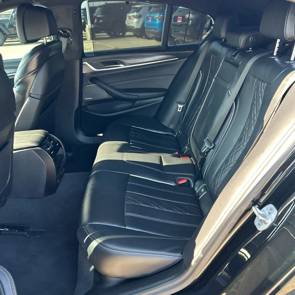 2023 BMW 5-Series M550xi