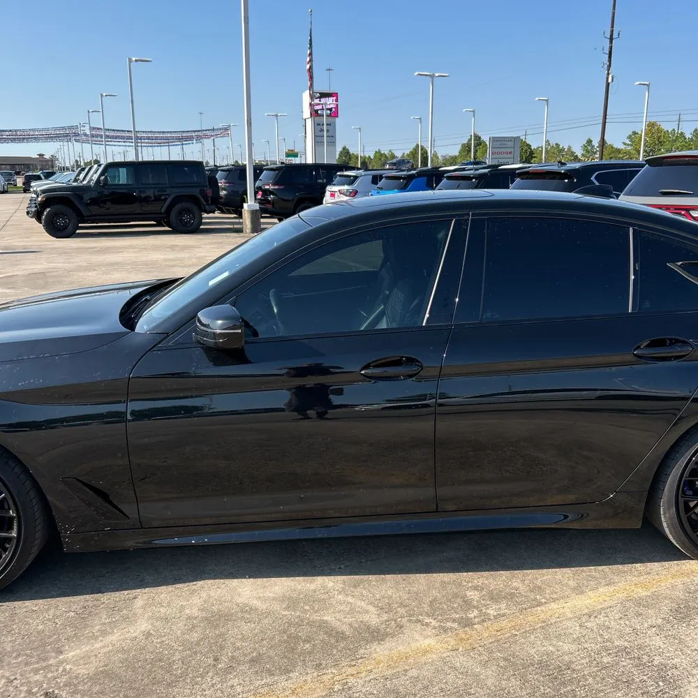 2023 BMW 5-Series M550xi