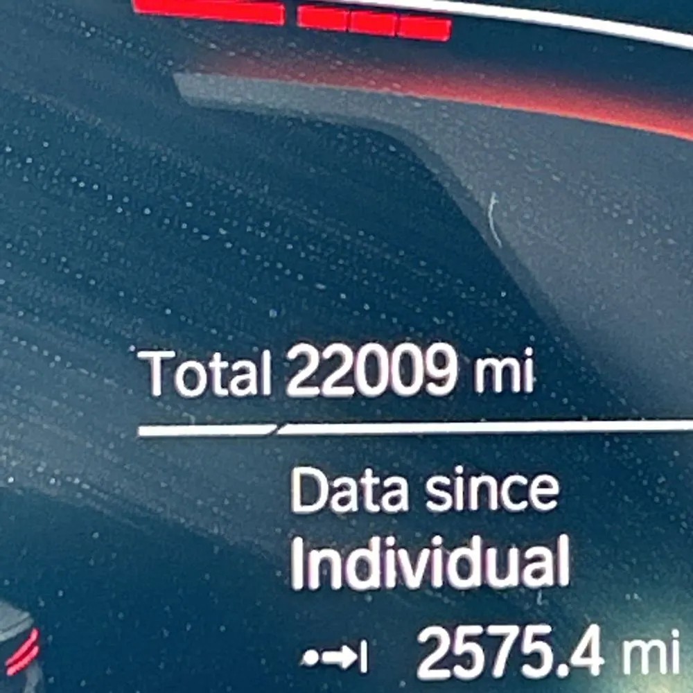 2023 BMW 5-Series M550xi