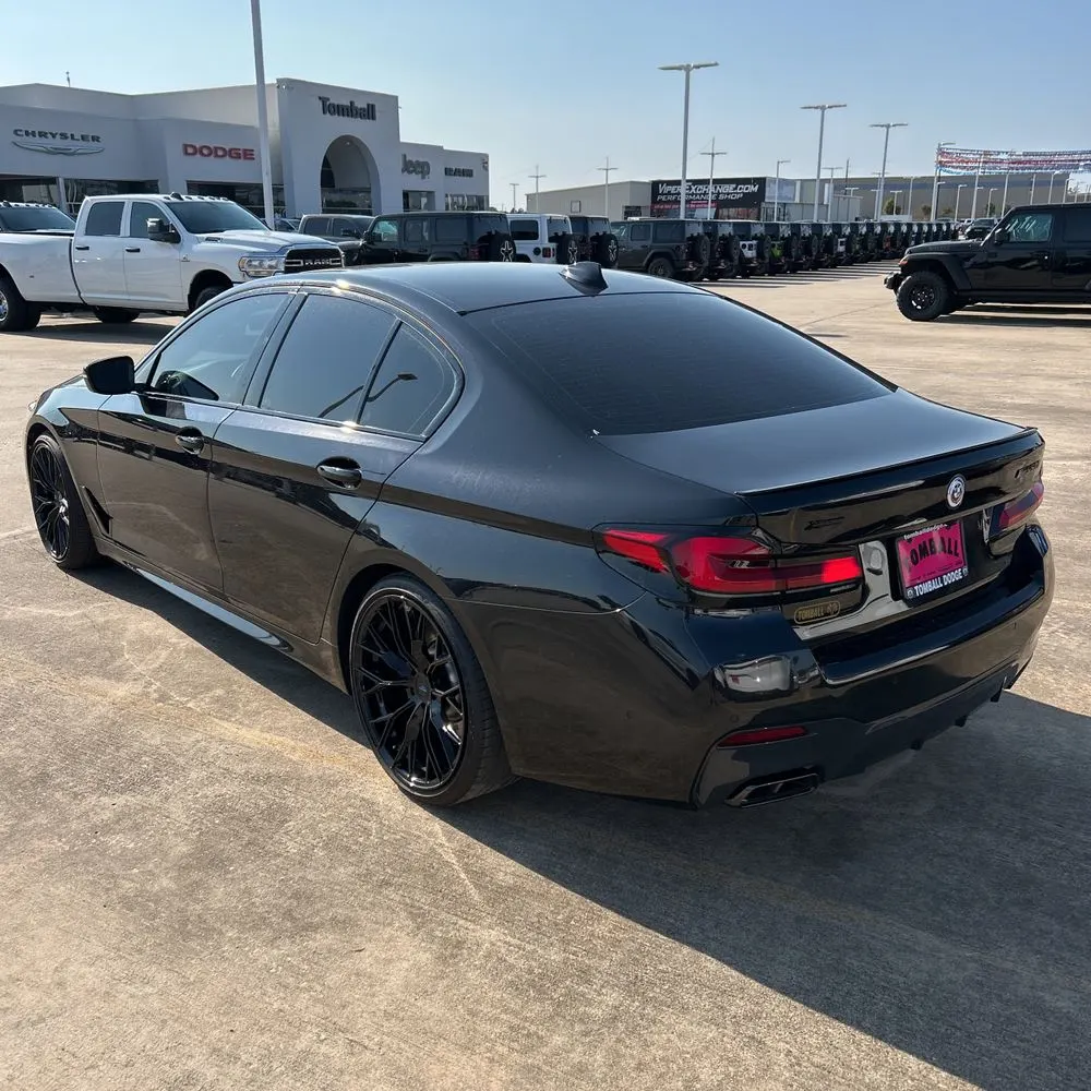 2023 BMW 5-Series M550xi