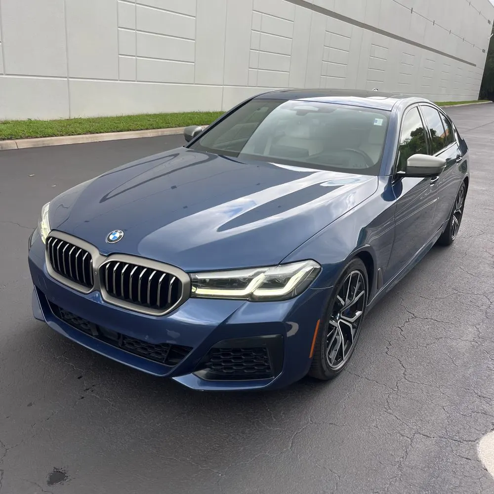 2021 BMW 5-Series M550xi