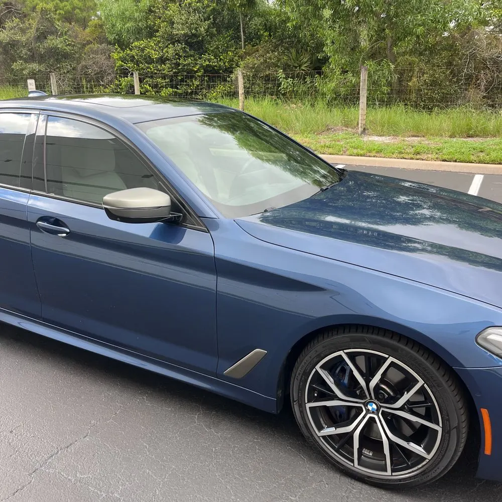 2021 BMW 5-Series M550xi