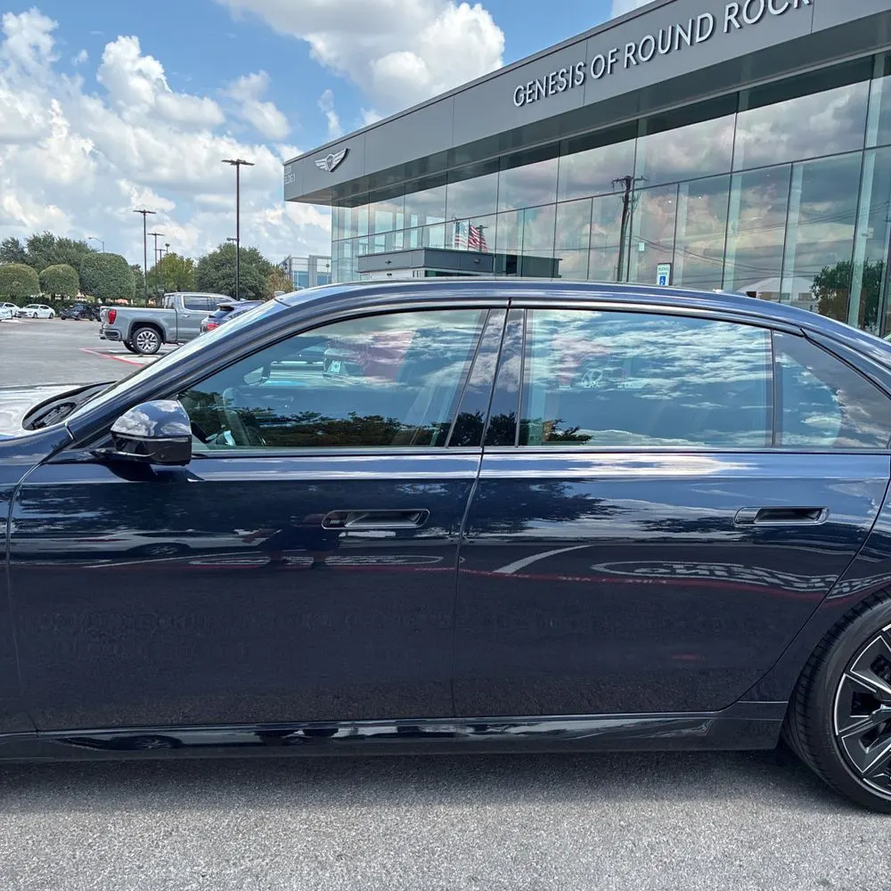 2023 BMW 7-Series 740i
