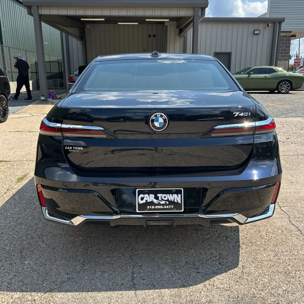 2024 BMW 7-Series 740i