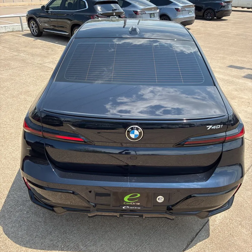 2023 BMW 7-Series 740i