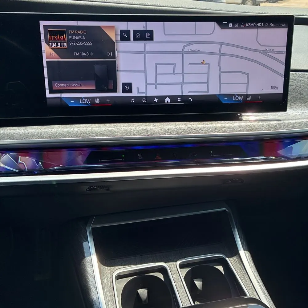 2023 BMW 7-Series 740i