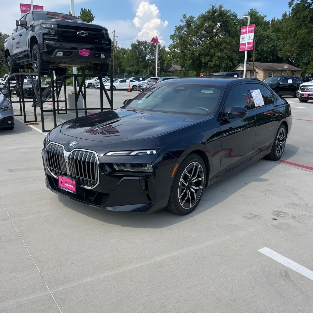 2024 BMW 7-Series 740i