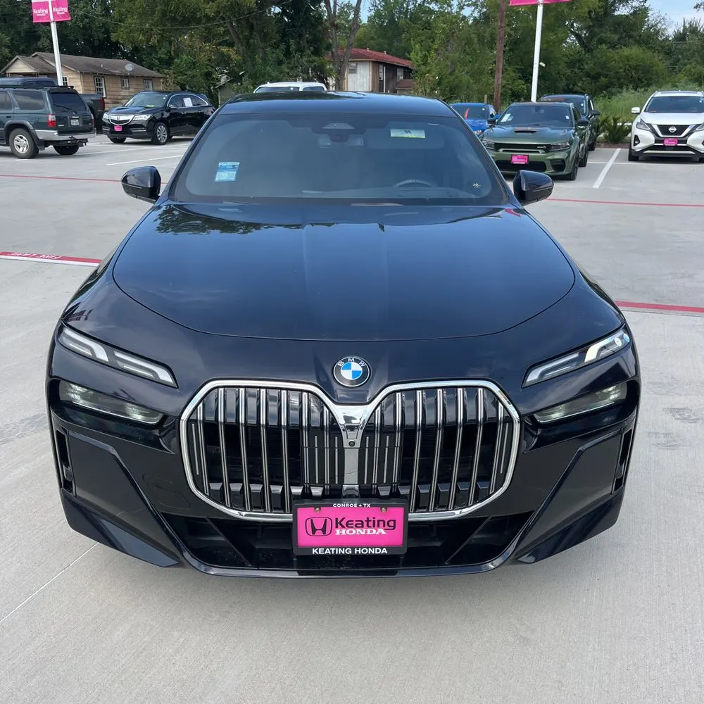 2024 BMW 7-Series 740i