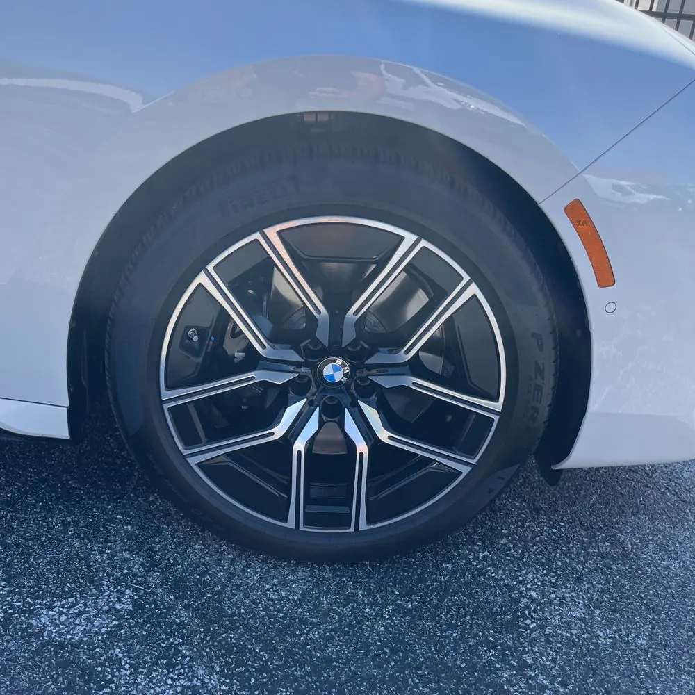 2023 BMW 7-Series 760xi