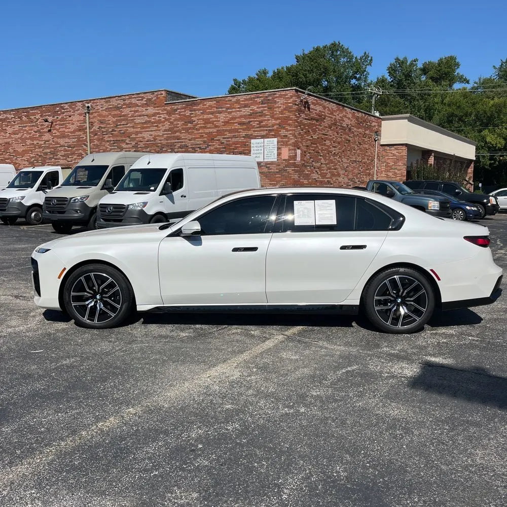 2023 BMW 7-Series 760xi