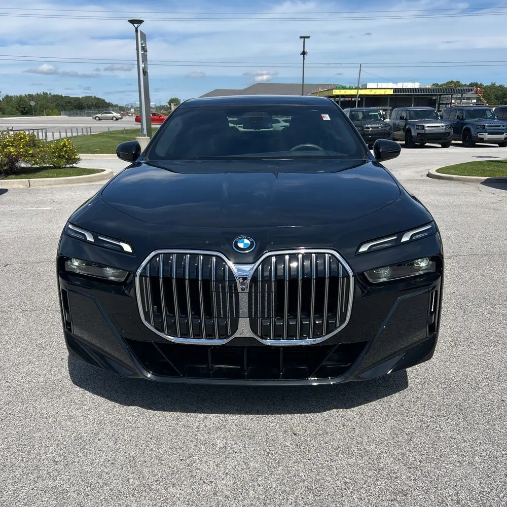 2024 BMW 7-Series 750e xDrive