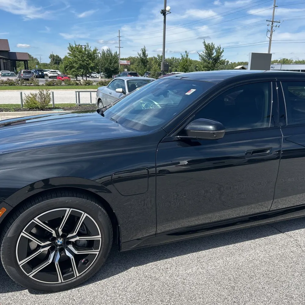 2024 BMW 7-Series 750e xDrive