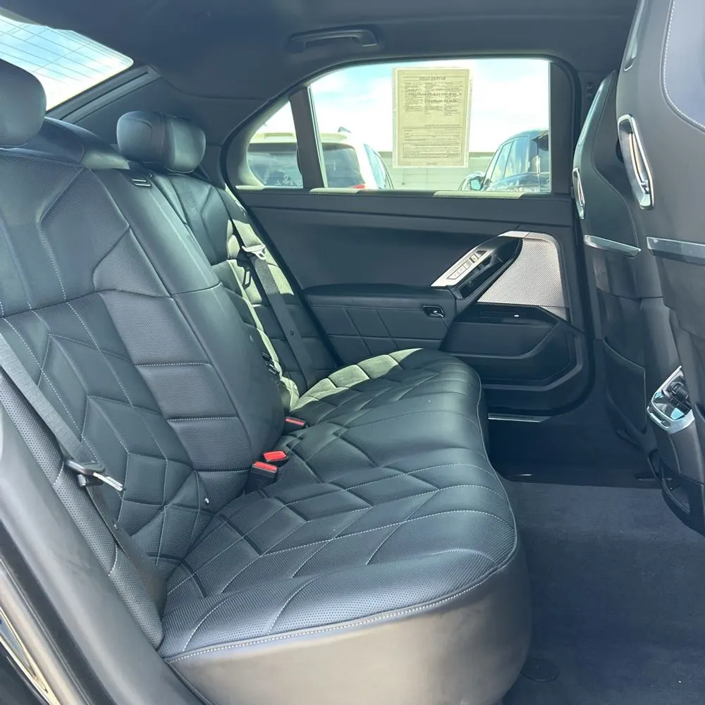 2024 BMW 7-Series 750e xDrive