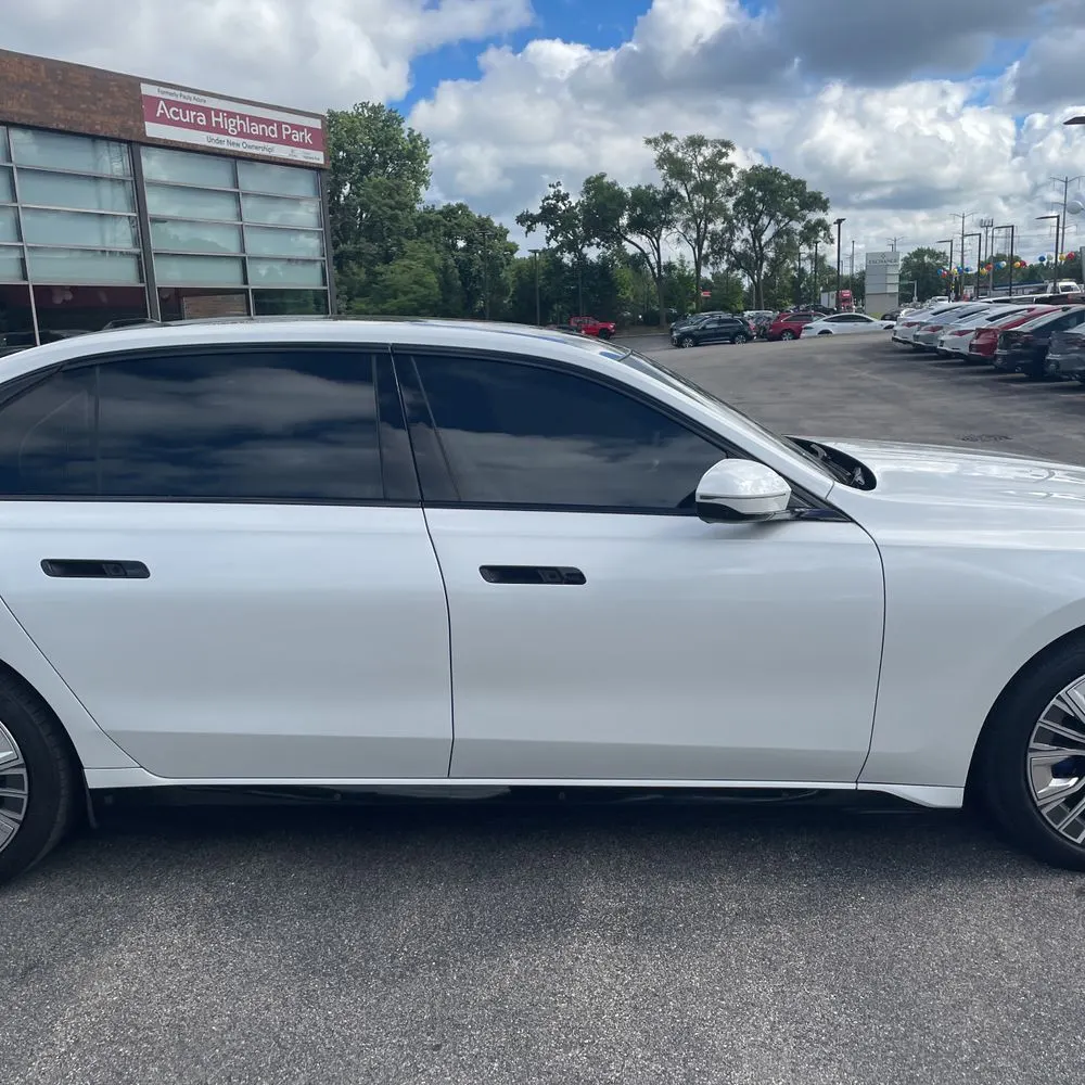 2024 BMW 7-Series 750e xDrive
