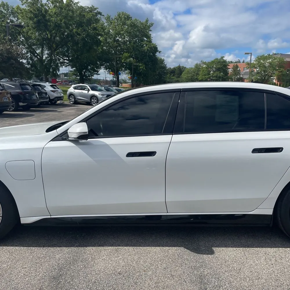 2024 BMW 7-Series 750e xDrive