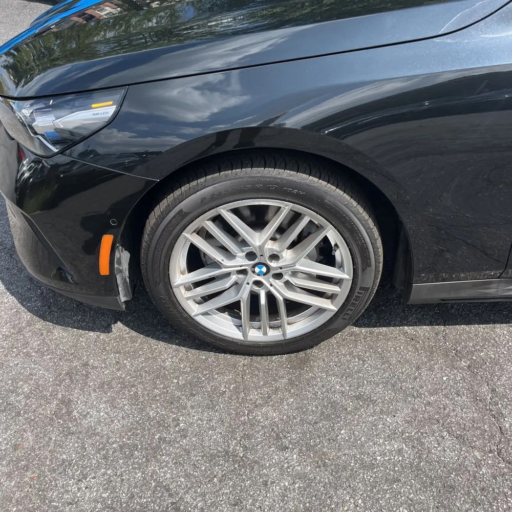 2025 BMW 5-Series 530i