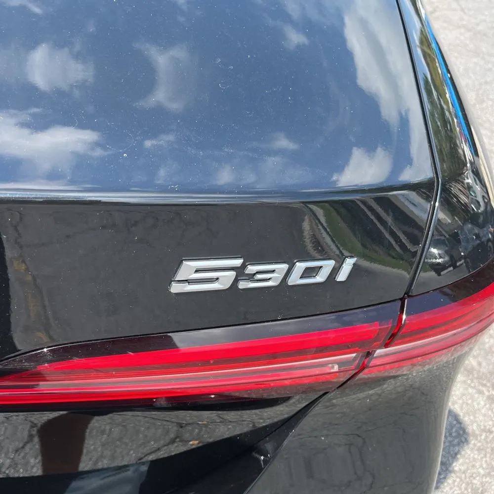 2025 BMW 5-Series 530i