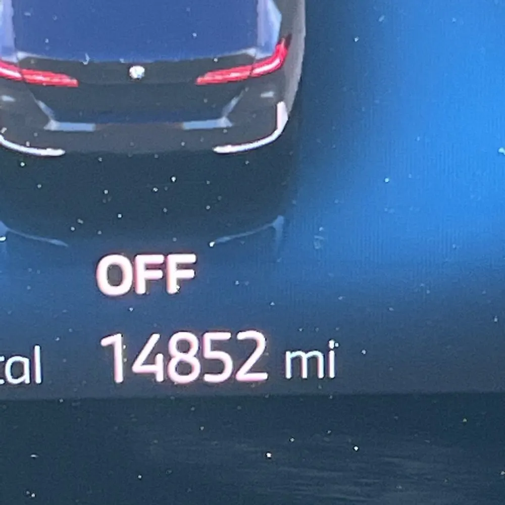2025 BMW 5-Series 530i