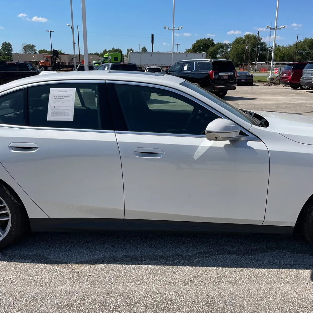 2025 BMW 5-Series 530i xDrive