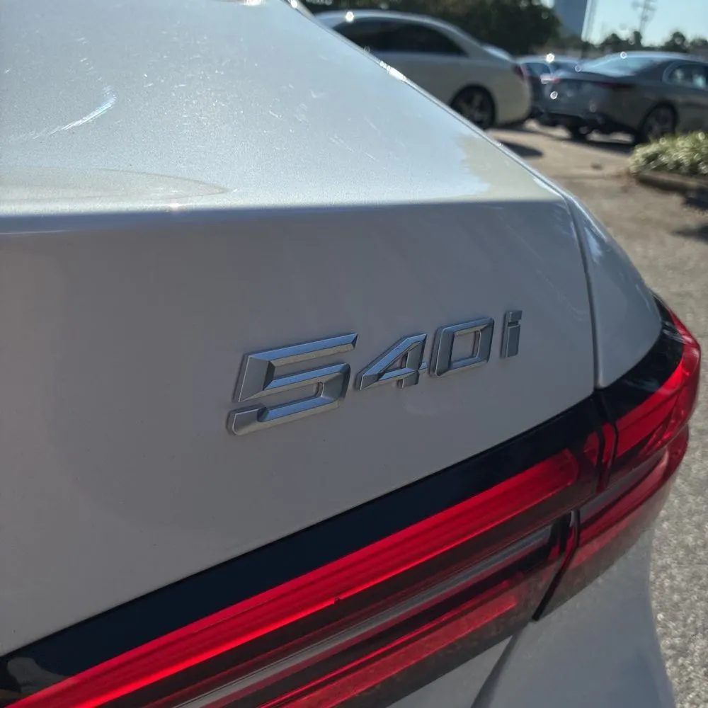 2025 BMW 5-Series 540i xDrive