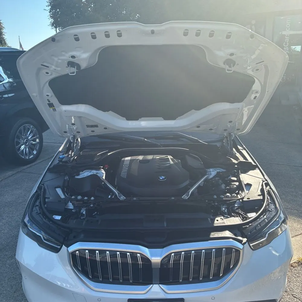 2025 BMW 5-Series 540i xDrive