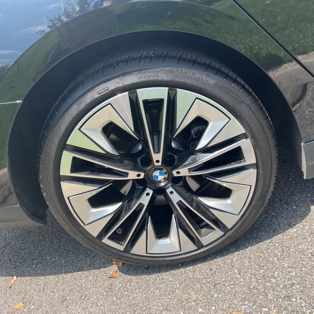 2024 BMW 5-Series 540i xDrive