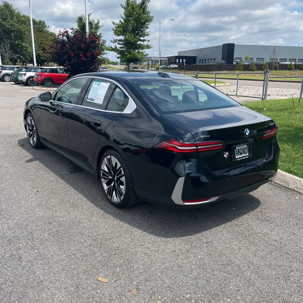 2024 BMW 5-Series 540i xDrive
