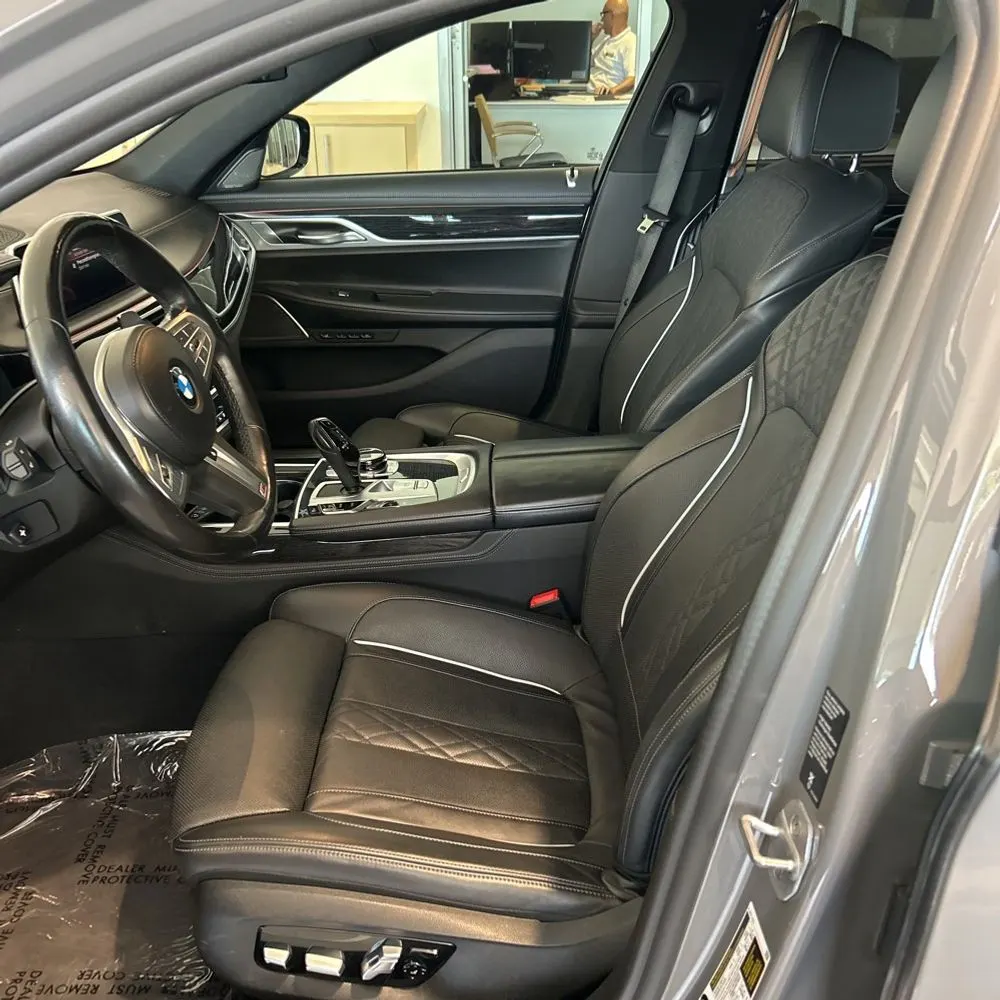 2022 BMW 7-Series 750xi
