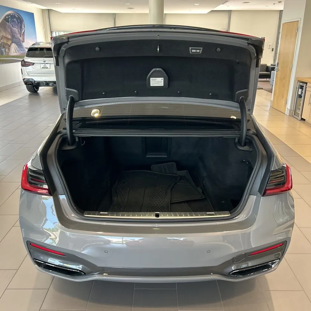 2022 BMW 7-Series 750xi