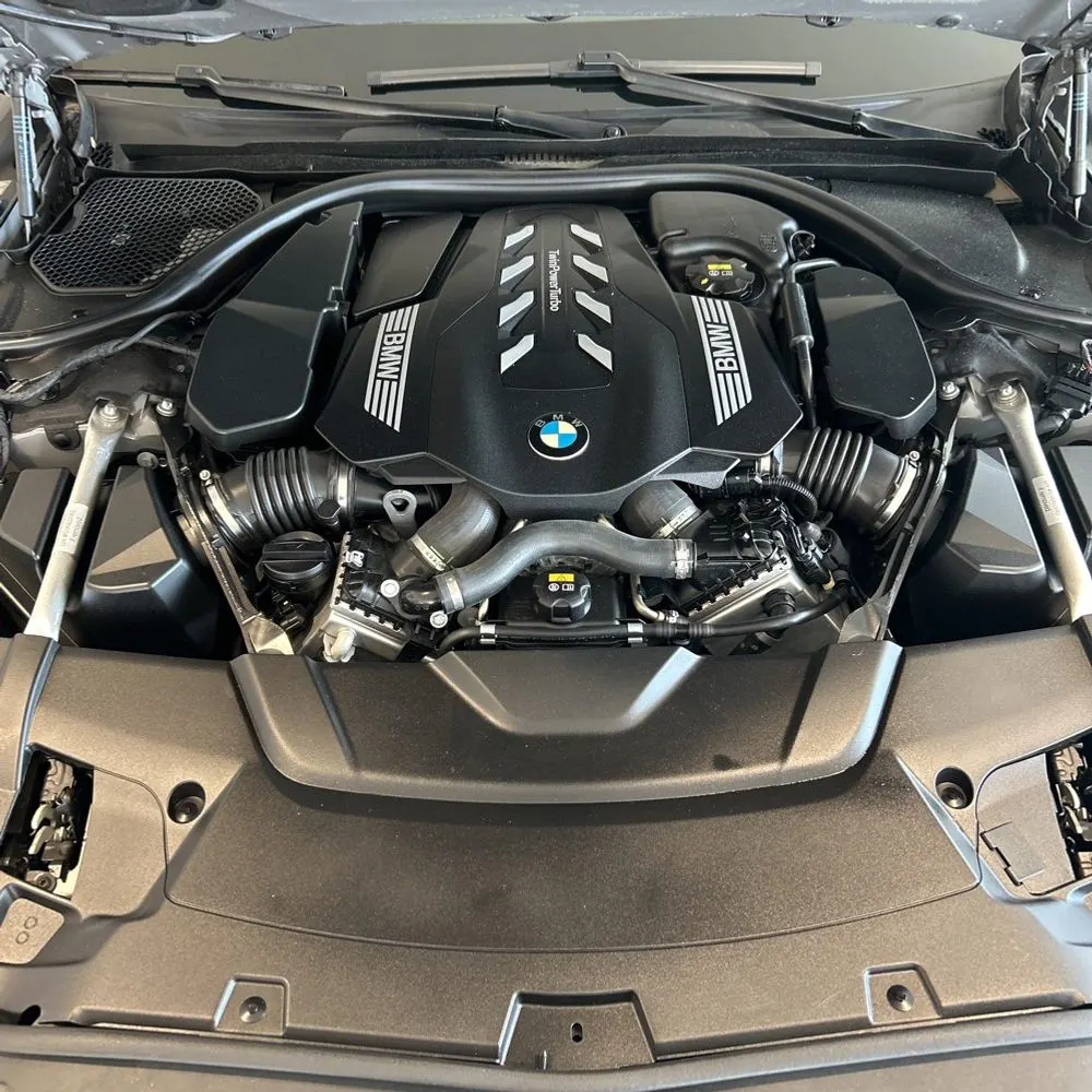 2022 BMW 7-Series 750xi