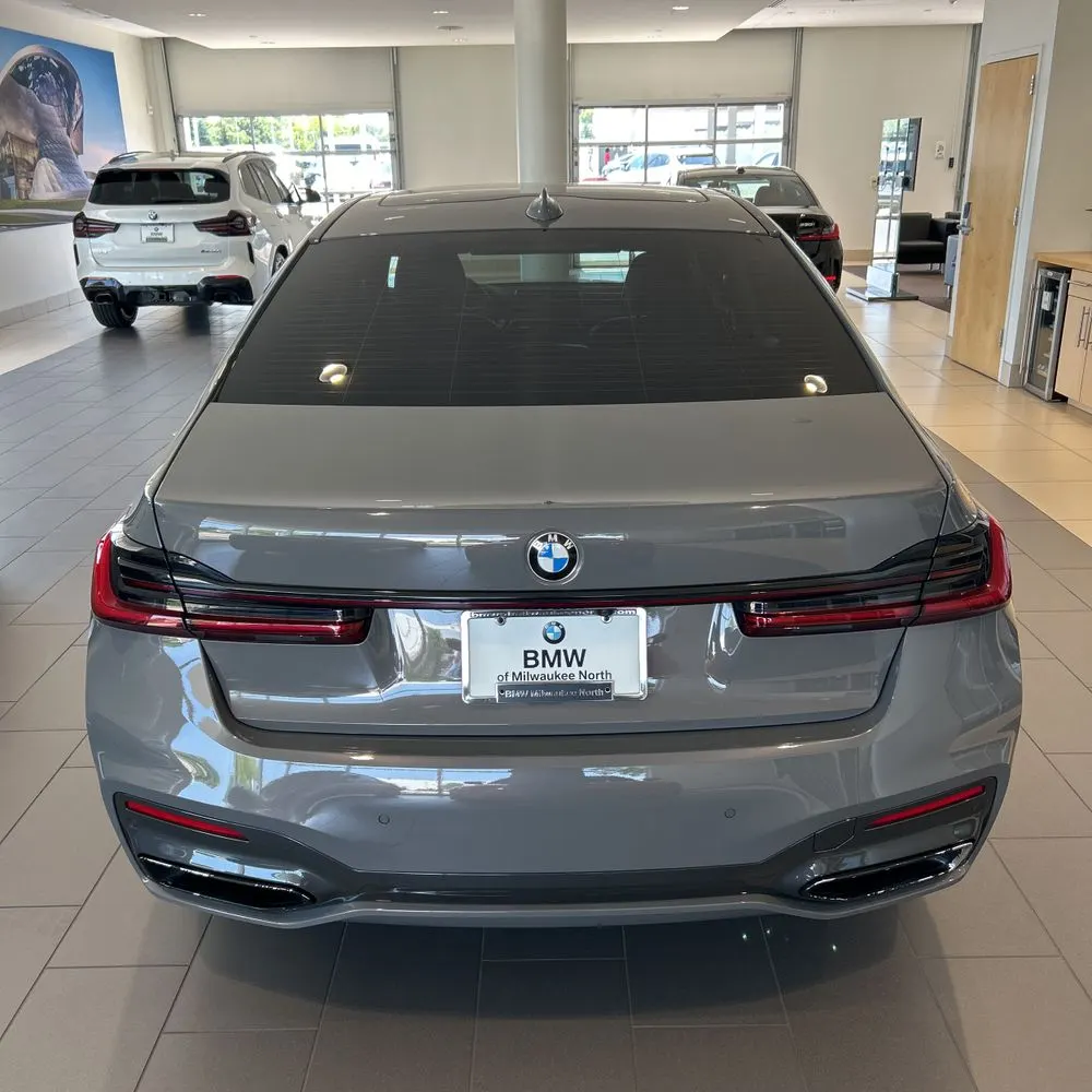 2022 BMW 7-Series 750xi