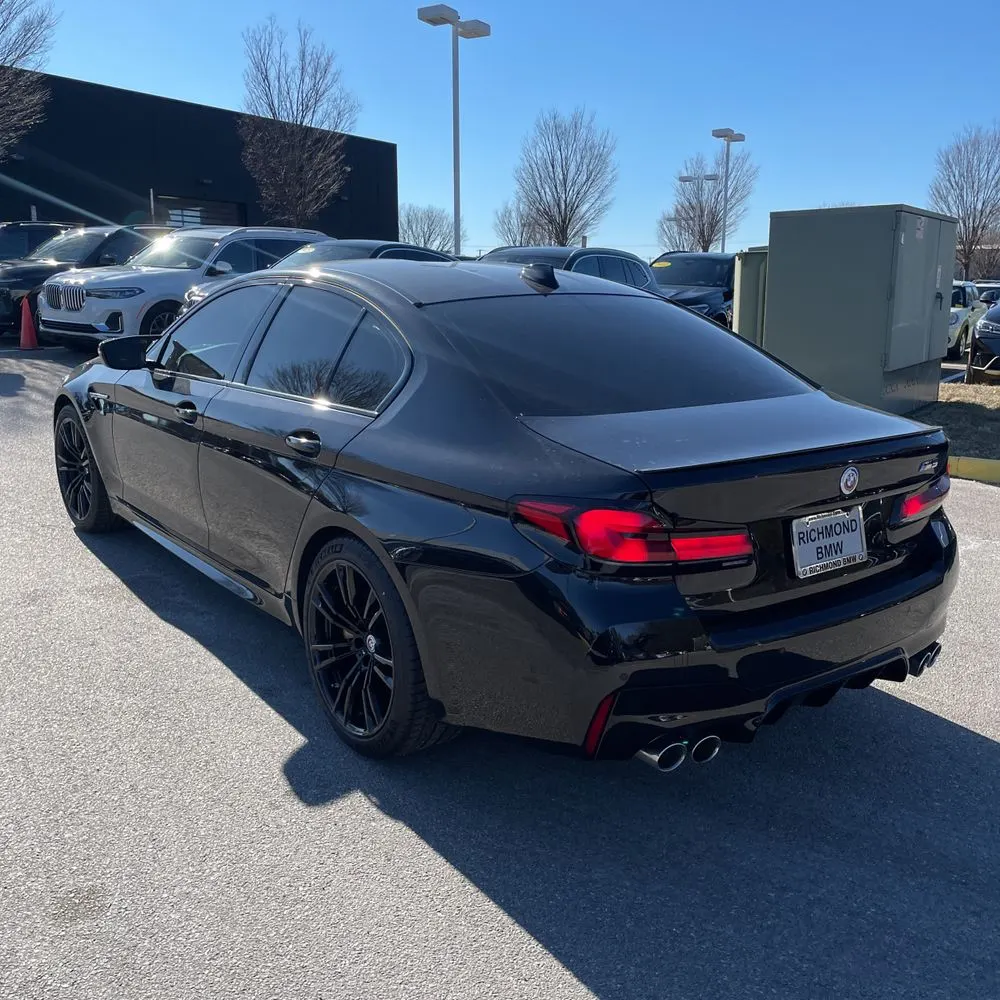 2023 BMW M5